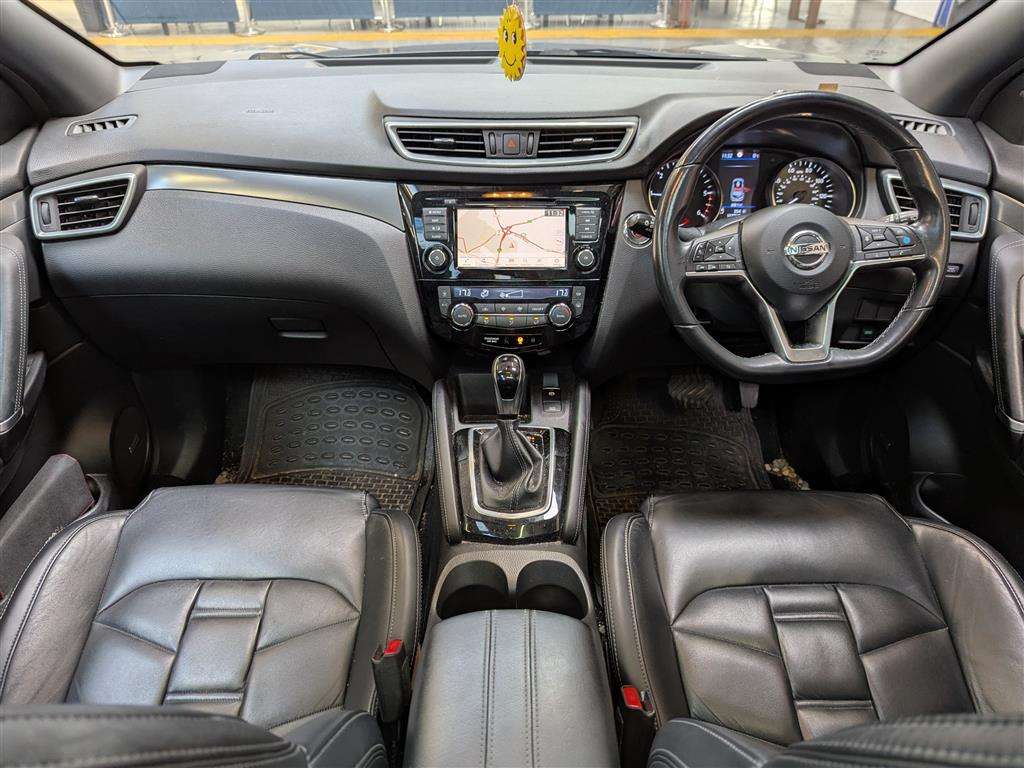<p>2020 NISSAN QASHQAI TEKNA + DCI S-A</p>