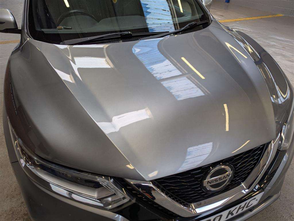 <p>2020 NISSAN QASHQAI TEKNA + DCI S-A</p>