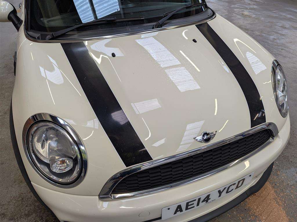<p>2014 MINI COOPER</p>