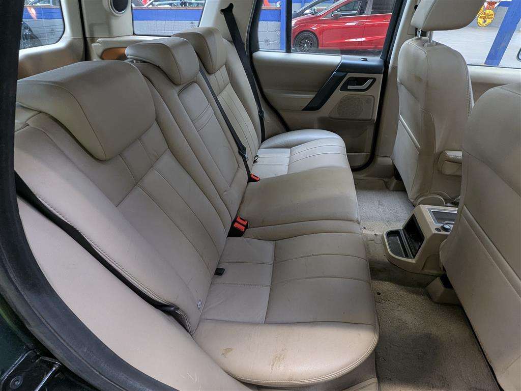 <p>2012 LAND ROVER FREELANDER HSE SD4 AUTO</p>