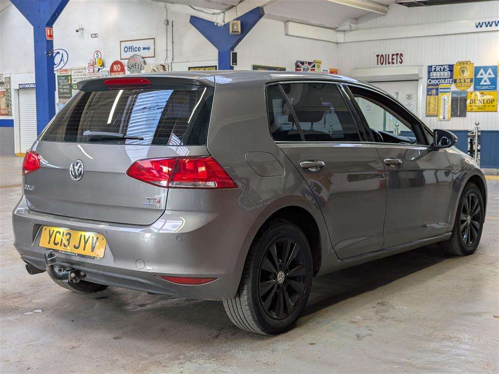 <p>2013 VOLKSWAGEN GOLF SE BLUEMOTION TECH T</p>