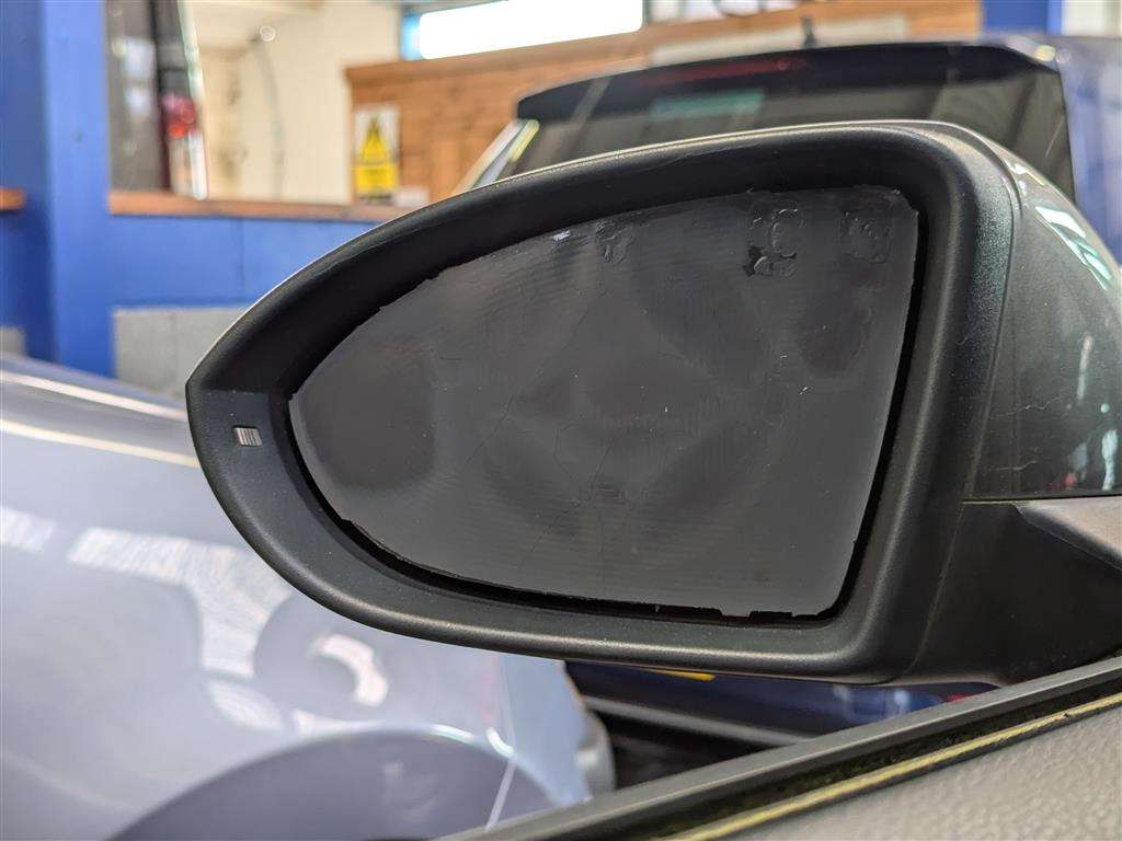 <p>2013 VOLKSWAGEN GOLF SE BLUEMOTION TECH T</p>