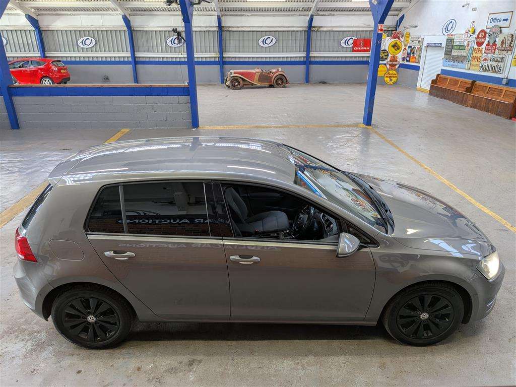 <p>2013 VOLKSWAGEN GOLF SE BLUEMOTION TECH T</p>