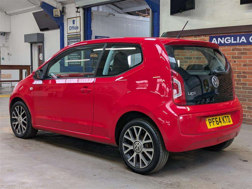 <p>2015 VOLKSWAGEN ROCK UP</p>