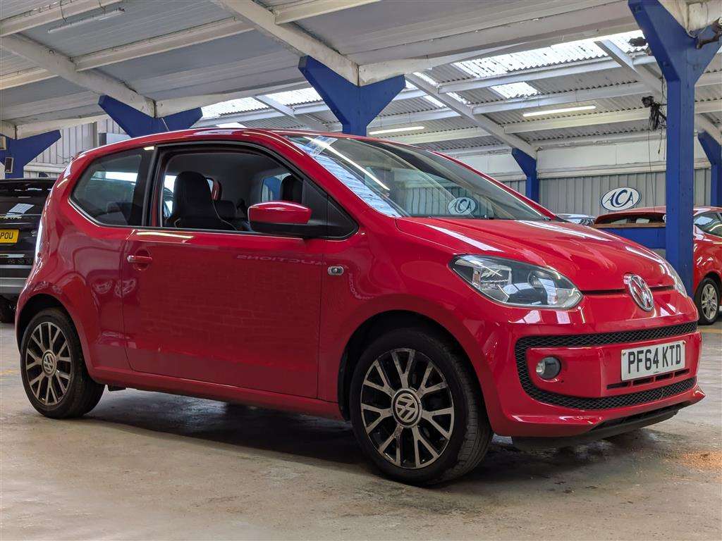 <p>2015 VOLKSWAGEN ROCK UP</p>