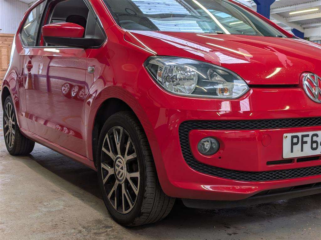 <p>2015 VOLKSWAGEN ROCK UP</p>