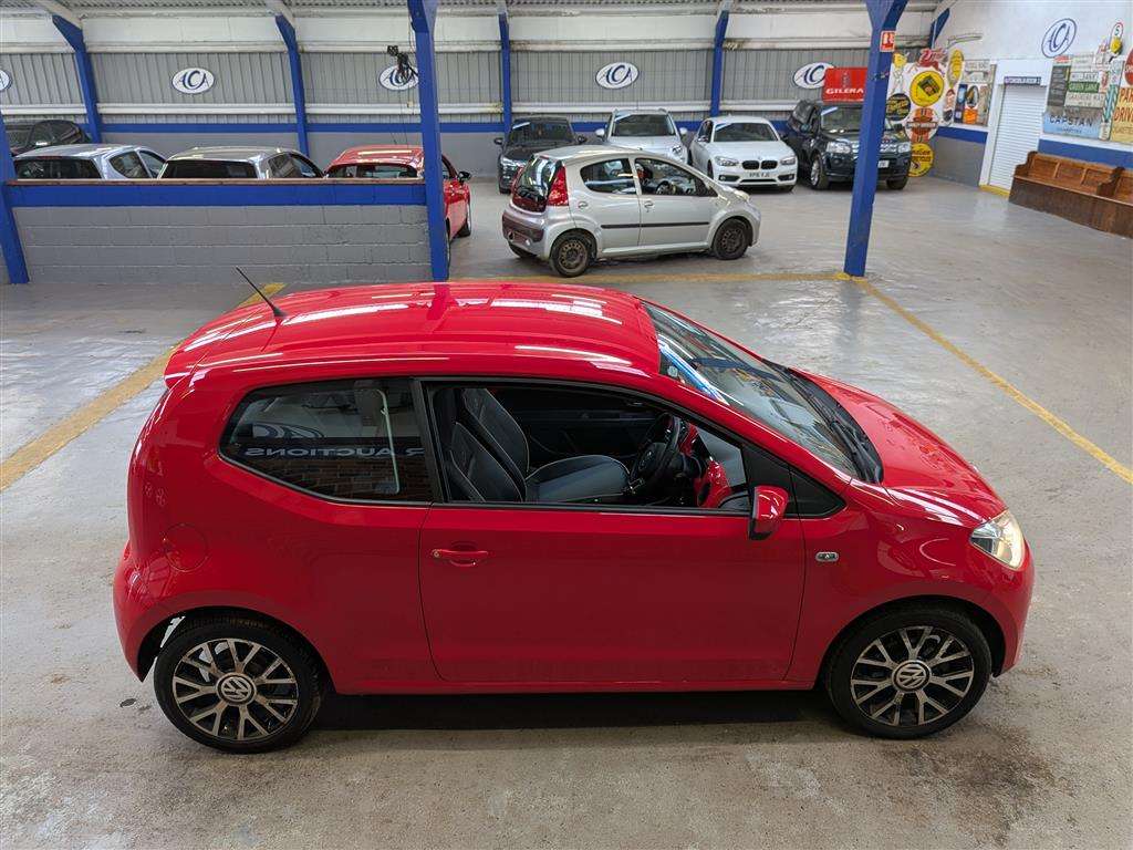 <p>2015 VOLKSWAGEN ROCK UP</p>