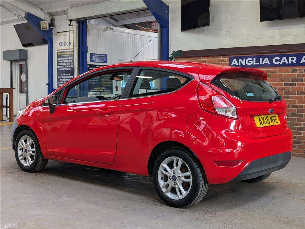 <p>2015 FORD FIESTA ZETEC</p>