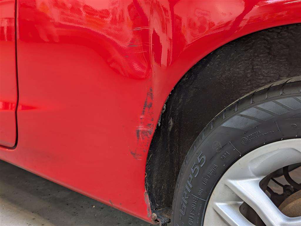 <p>2015 FORD FIESTA ZETEC</p>