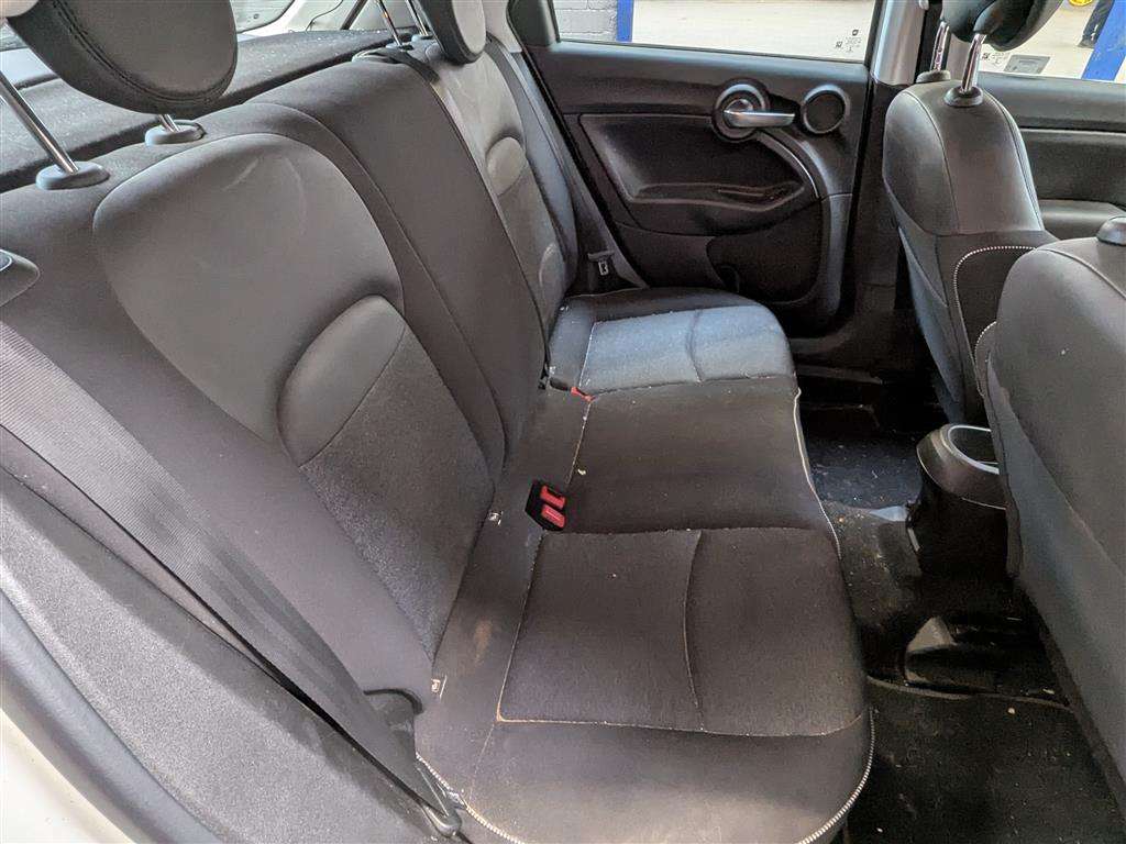 <p>2018 FIAT 500X URBAN</p>