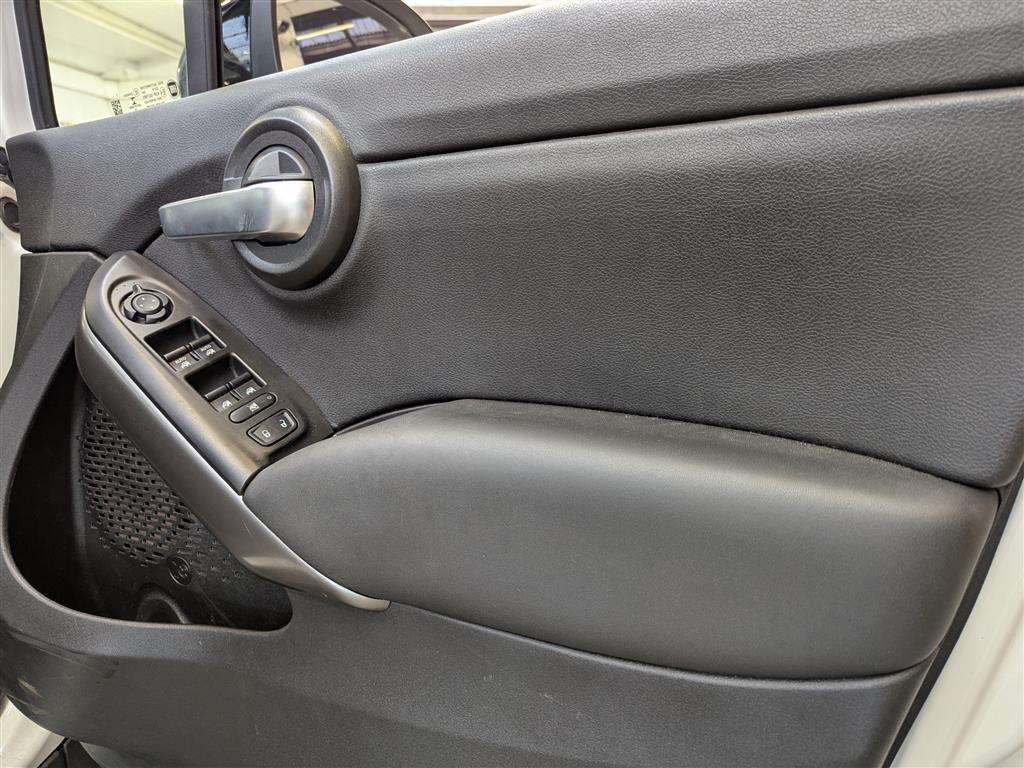 <p>2018 FIAT 500X URBAN</p>