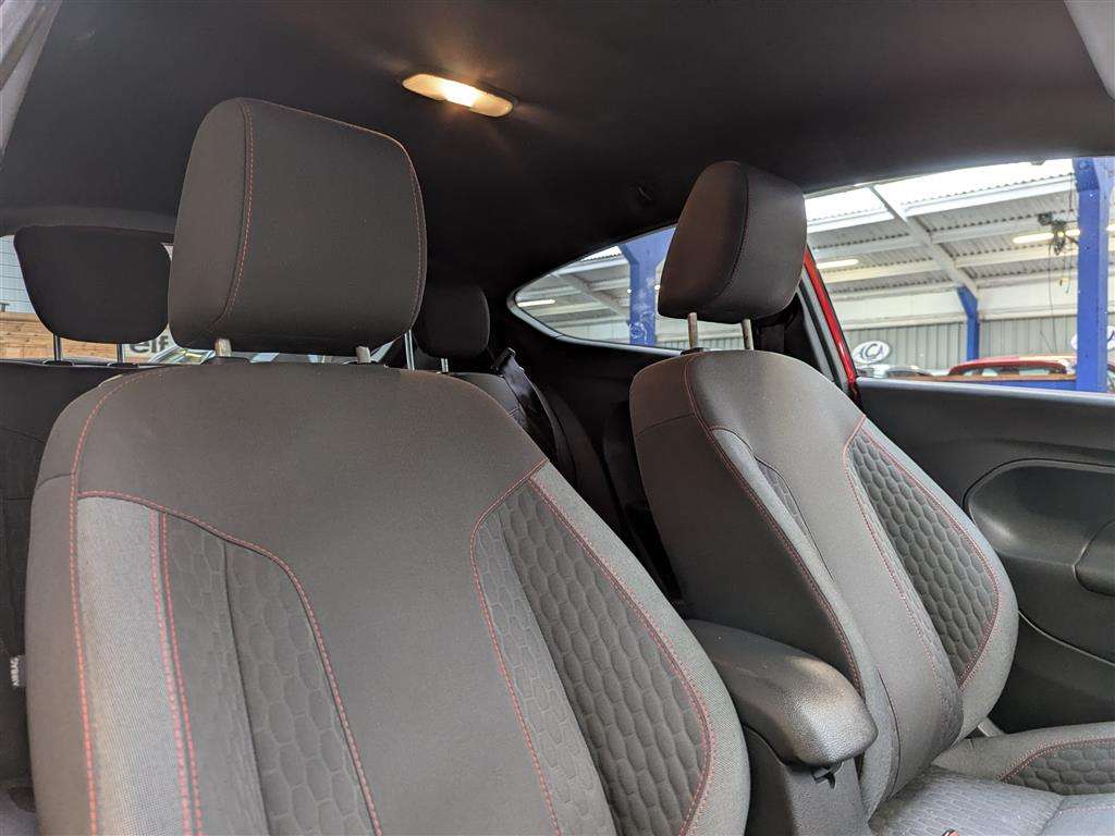 <p>2016 FORD FIESTA ST-LINE</p>