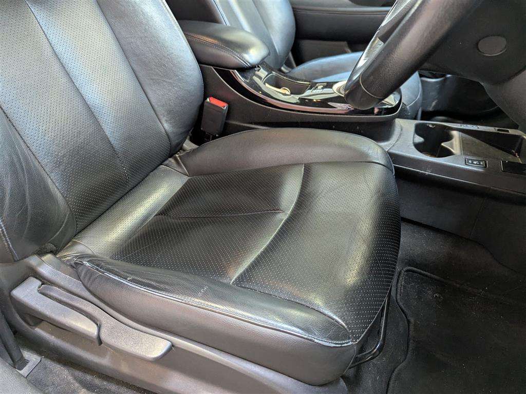 <p>2015 NISSAN LEAF TEKNA</p>