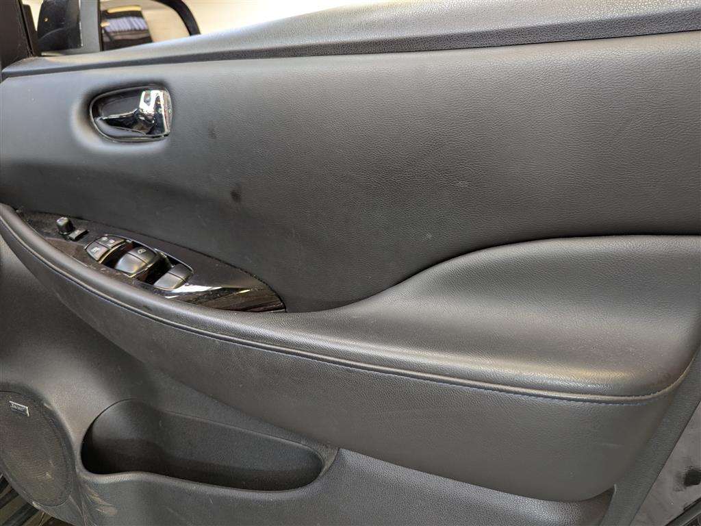 <p>2015 NISSAN LEAF TEKNA</p>