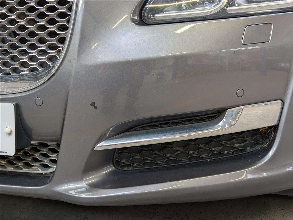 <p>2016 JAGUAR XJ PORTFOLIO V6 D AUTO</p>