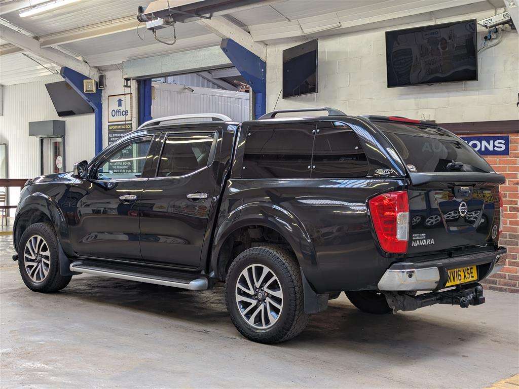 <p>2016 NISSAN NP300 NAVARA TEKNA DCI</p>
