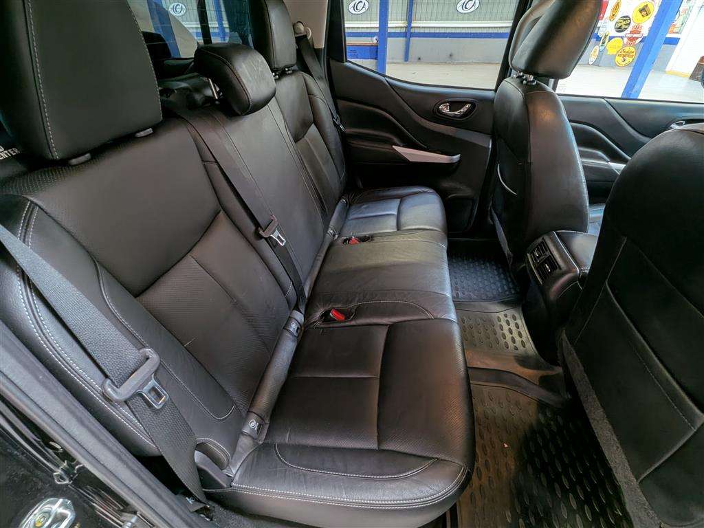 <p>2016 NISSAN NP300 NAVARA TEKNA DCI</p>