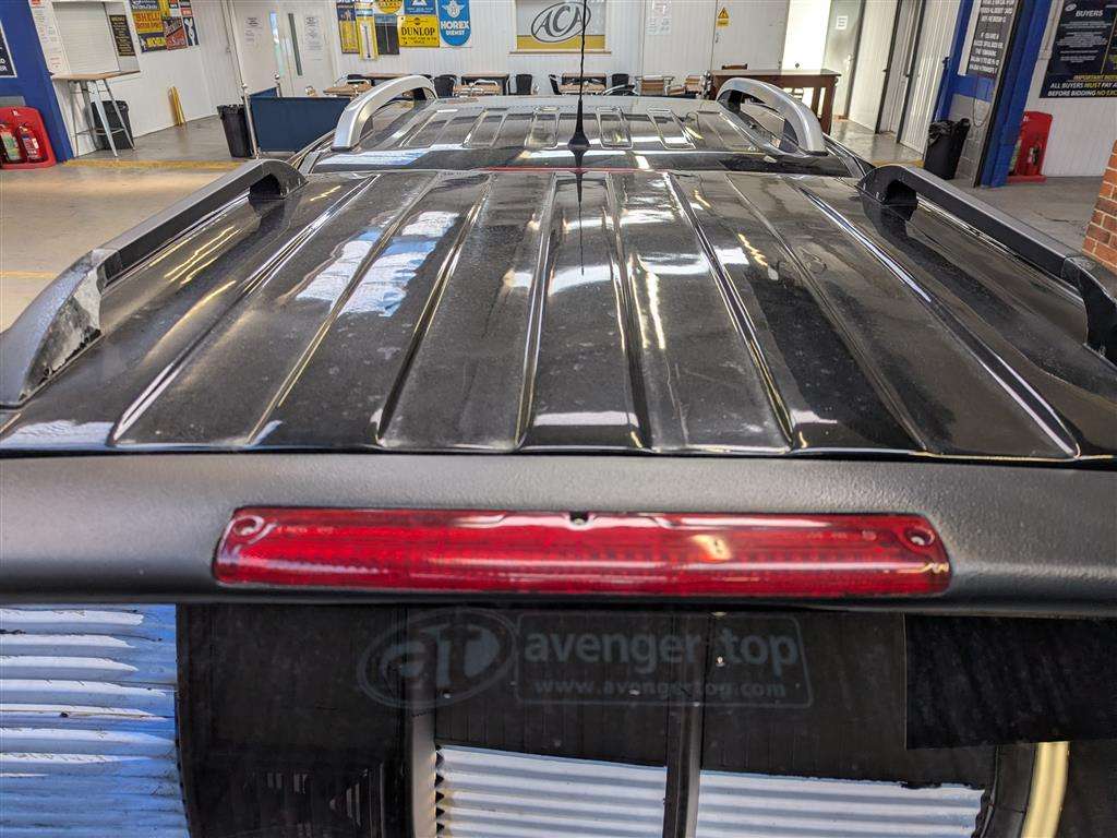 <p>2016 NISSAN NP300 NAVARA TEKNA DCI</p>