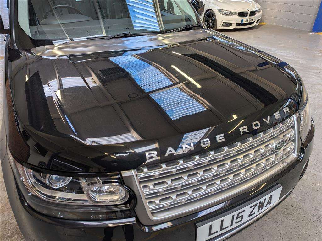 <p>2015 LAND ROVER RANGE ROVER AUTO-B SDV8 A</p>