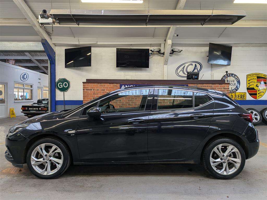 <p>2016 VAUXHALL ASTRA SRI</p>