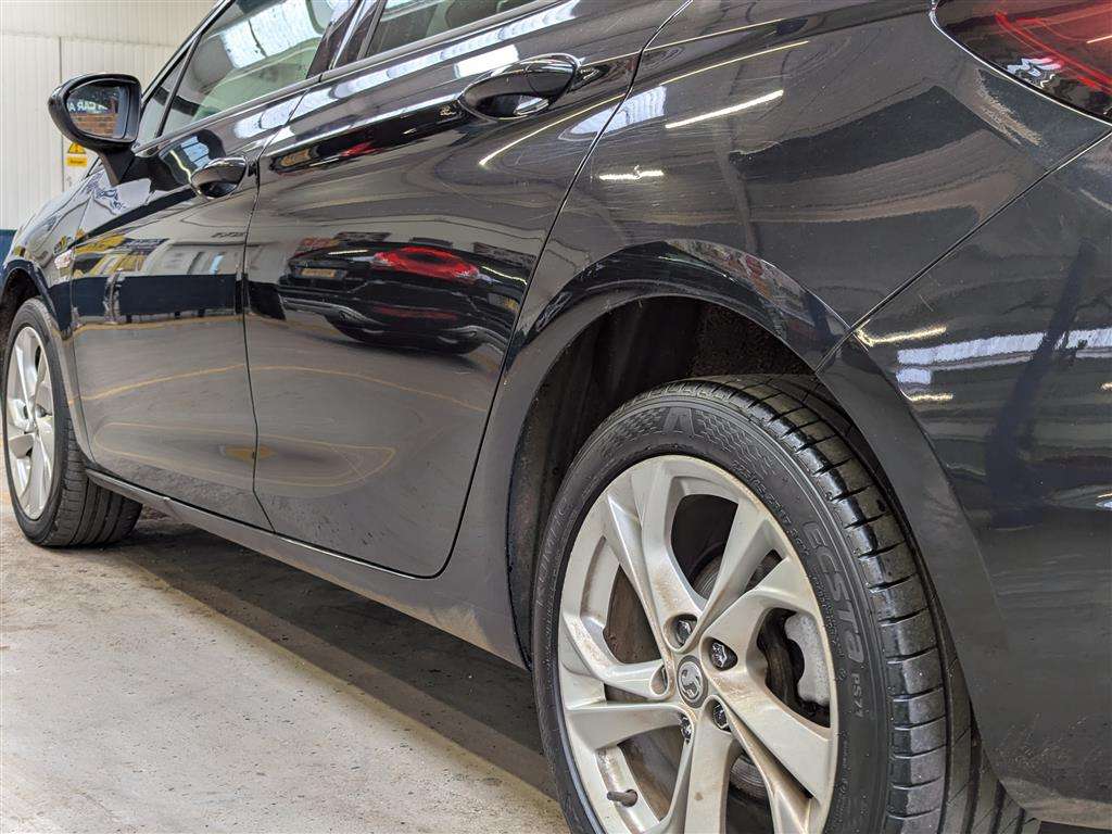 <p>2016 VAUXHALL ASTRA SRI</p>