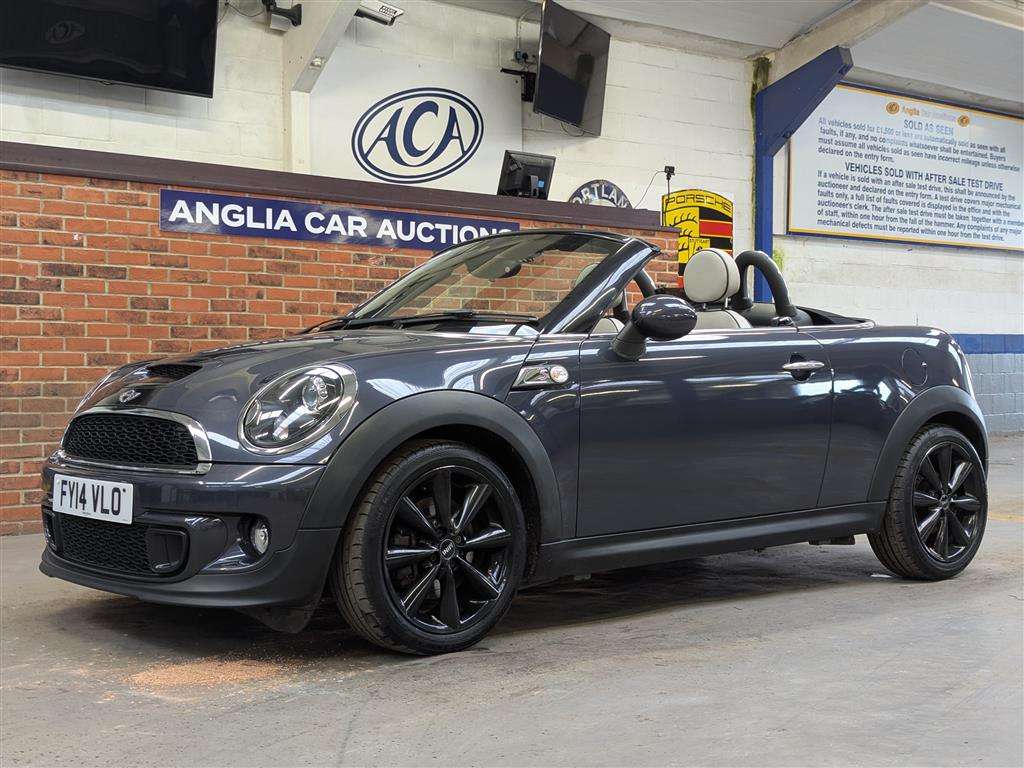 <p>2014 MINI MINI ROADSTER COOPER S</p>