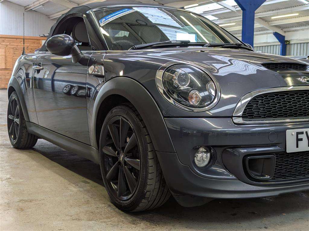 <p>2014 MINI MINI ROADSTER COOPER S</p>