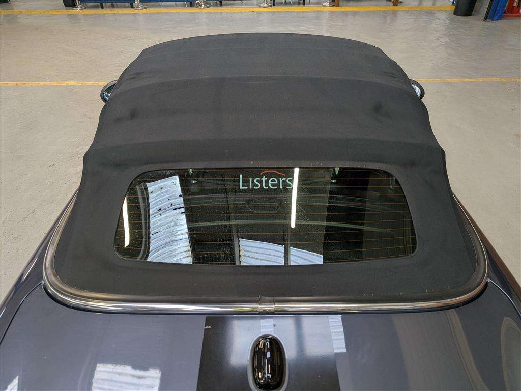 <p>2014 MINI MINI ROADSTER COOPER S</p>