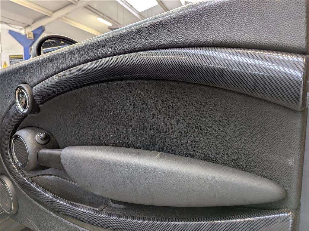 <p>2014 MINI MINI ROADSTER COOPER S</p>