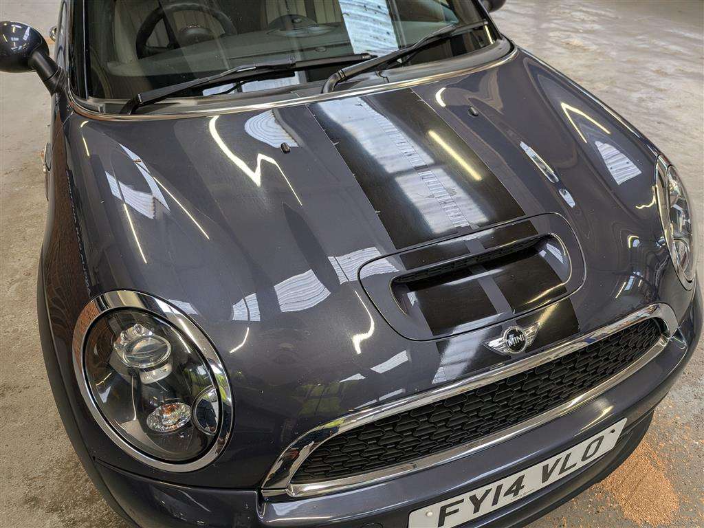 <p>2014 MINI MINI ROADSTER COOPER S</p>