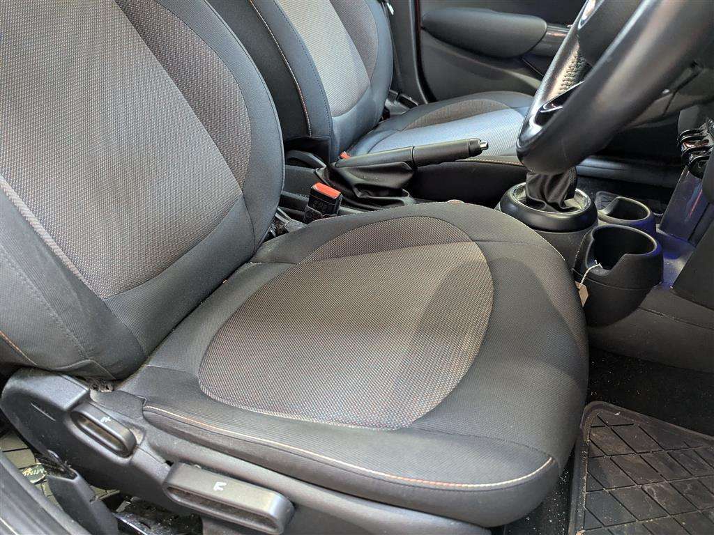 <p>2016 MINI ONE D</p>