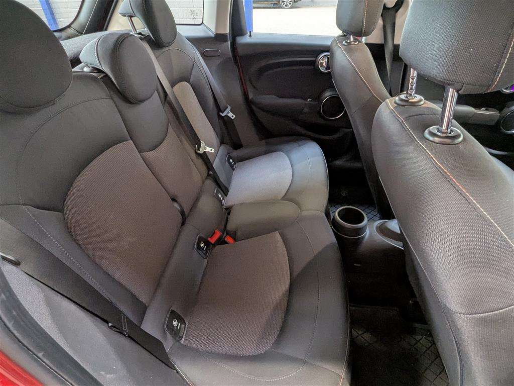 <p>2016 MINI ONE D</p>