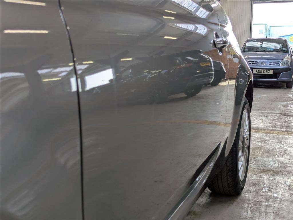 <p>2017 FIAT 500 LOUNGE</p>