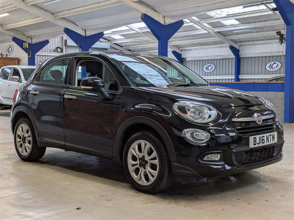 <p>2016 FIAT 500X POP STAR MULTIJET</p>