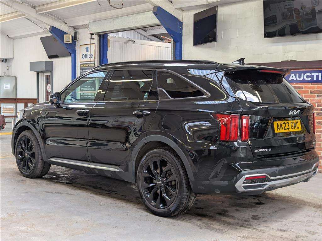 <p>2023 KIA SORENTO EDITION CRDI AWD</p>