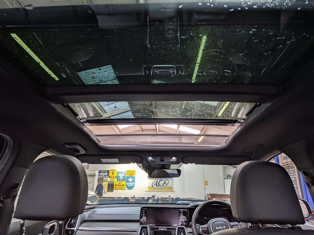 <p>2023 KIA SORENTO EDITION CRDI AWD</p>