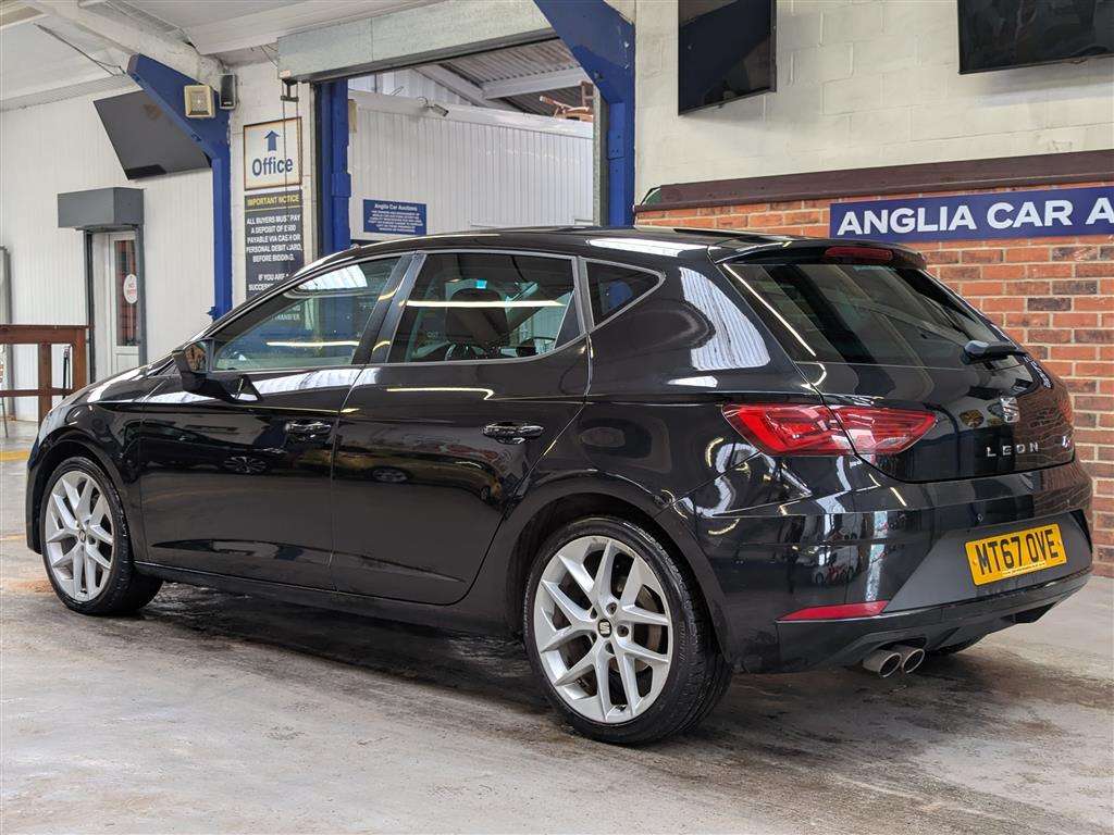 <p>2017 SEAT LEON FR TECHNOLOGY TSI</p>