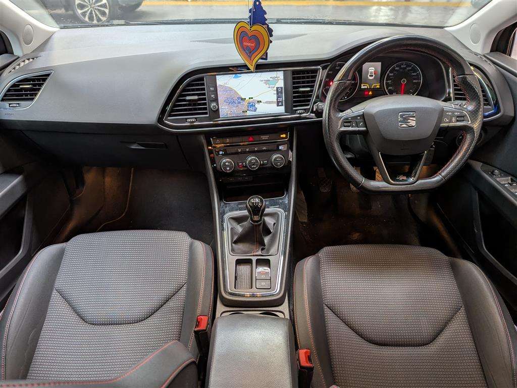<p>2017 SEAT LEON FR TECHNOLOGY TSI</p>