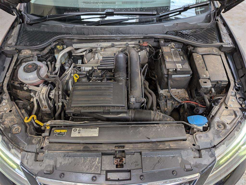 <p>2017 SEAT LEON FR TECHNOLOGY TSI</p>