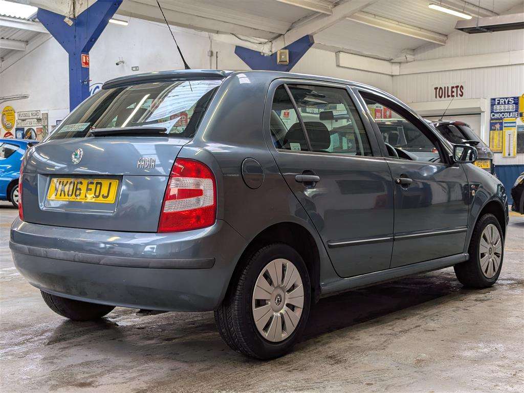 <p>2006 SKODA FABIA AMBIENTE TDI PD 100</p>