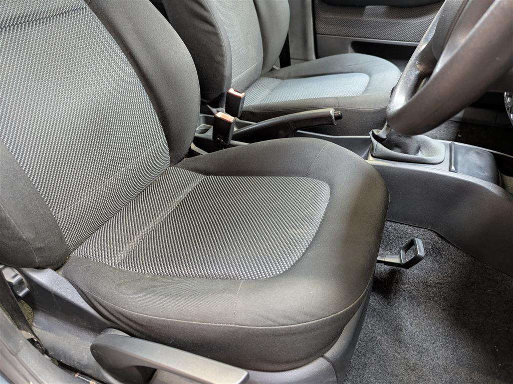 <p>2006 SKODA FABIA AMBIENTE TDI PD 100</p>