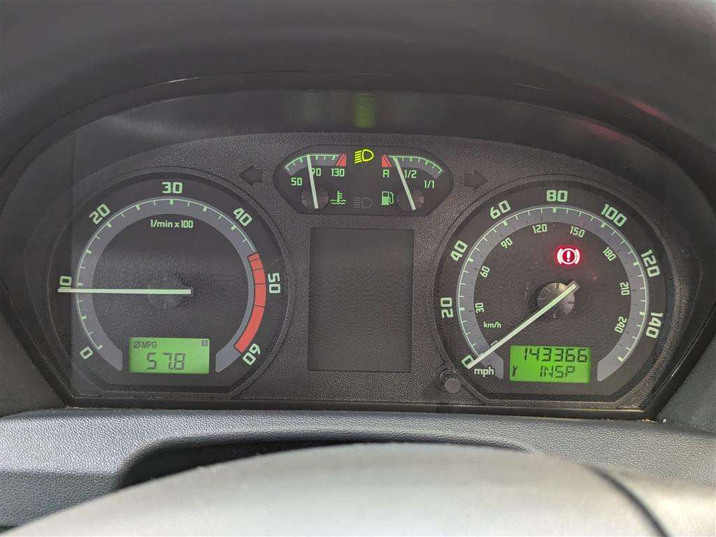 <p>2006 SKODA FABIA AMBIENTE TDI PD 100</p>