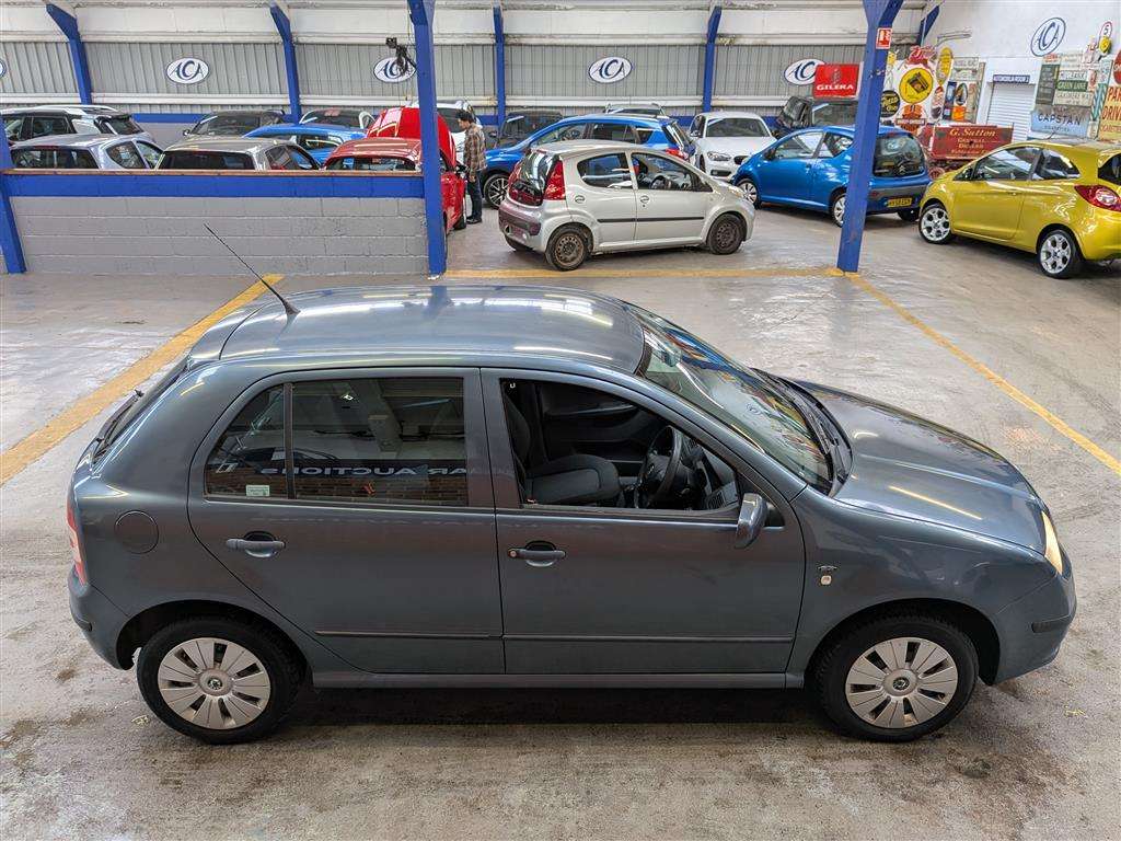 <p>2006 SKODA FABIA AMBIENTE TDI PD 100</p>