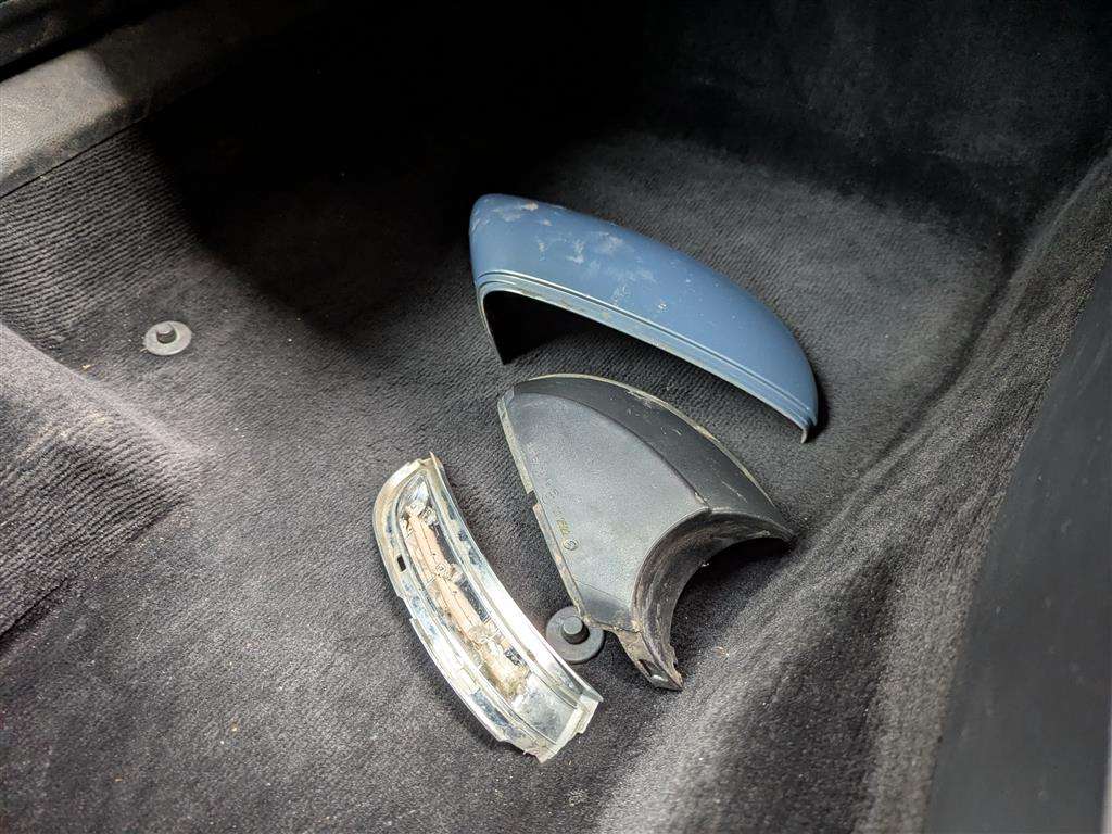 <p>2011 VOLKSWAGEN PASSAT S BLUEMOTION TECH</p>