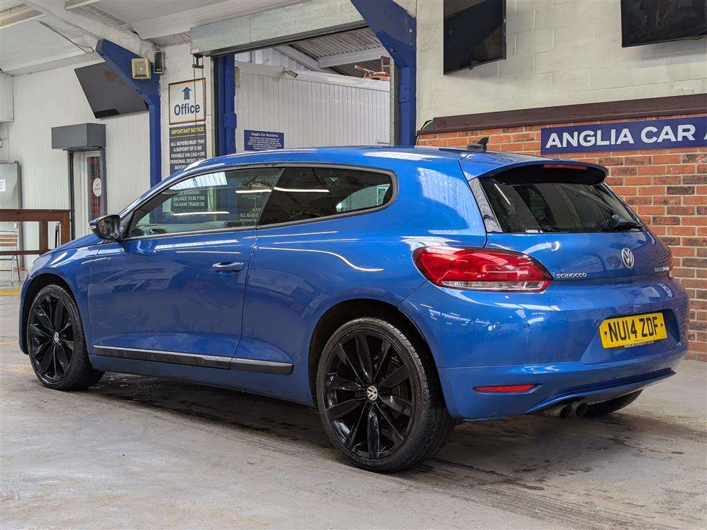 <p>2014 VOLKSWAGEN SCIROCCO GT BLUEMOTN TECH</p>