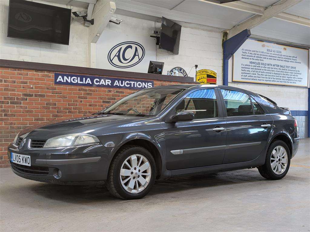 <p>2005 RENAULT LAGUNA DYNAMIQUE DCI 120</p>