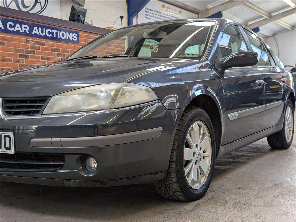<p>2005 RENAULT LAGUNA DYNAMIQUE DCI 120</p>