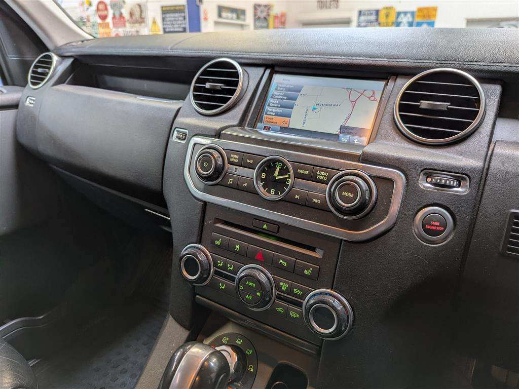 <p>2010 LAND ROVER DISCOVERY XS TDV6 AUTO</p>