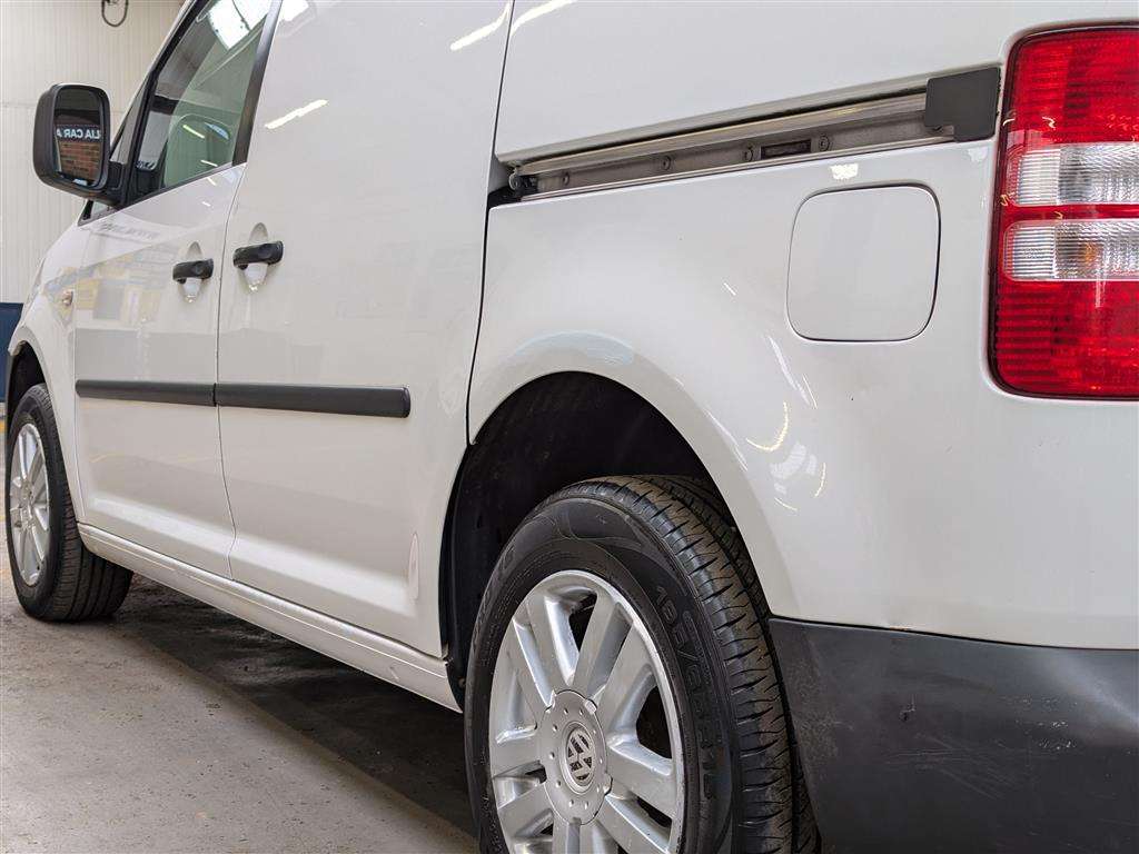 <p>2013 VOLKSWAGEN CADDY C20 TDI 75</p>