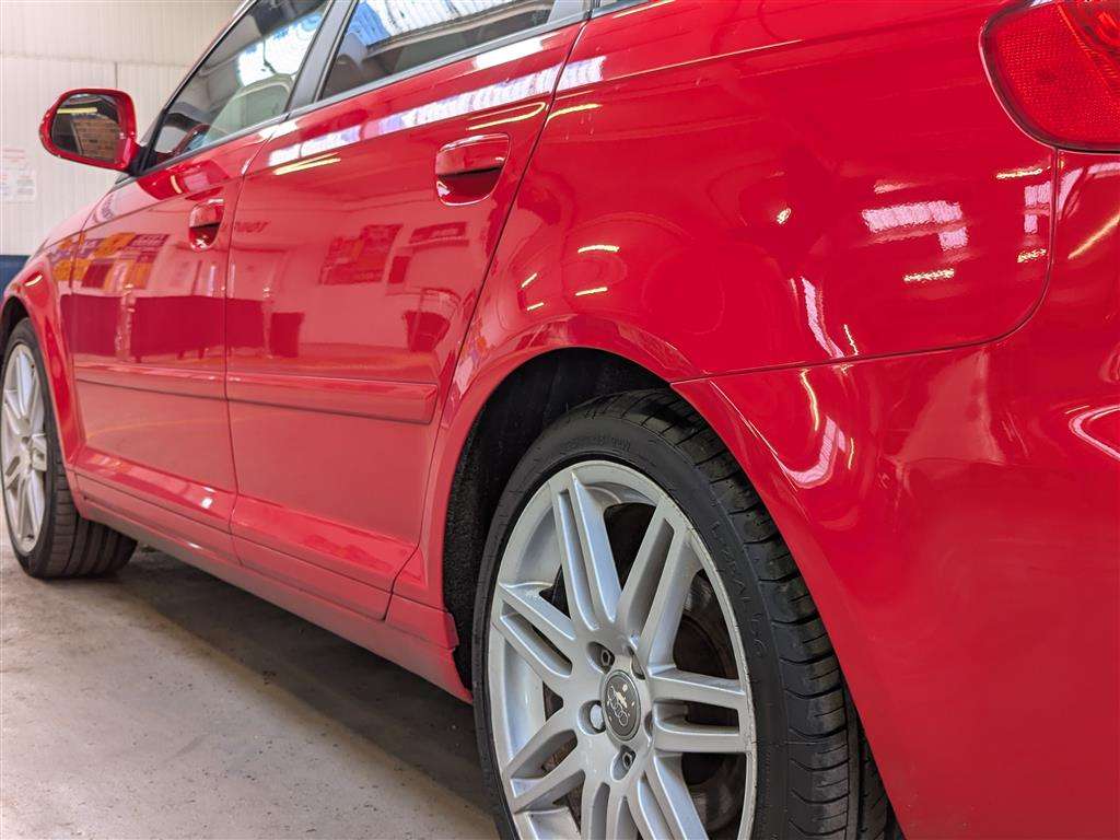 <p>2010 AUDI A3 SPORT QUAT 197TFSI S-A</p>